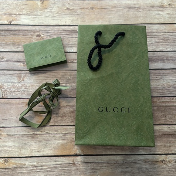 Gucci Handbags - Gucci Gift Bag Set